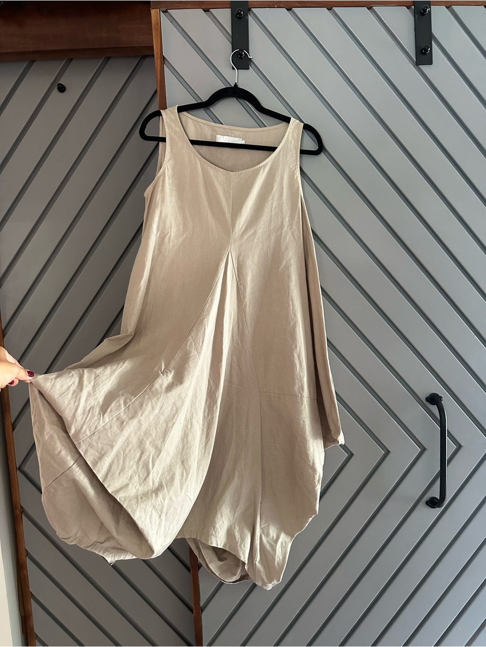 Relaxed Beige Sleeveless Balloon-Hem Tank Dress